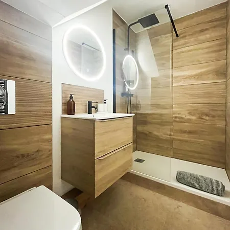 Lumineux Et Rénové - 2 Personnes Appartement