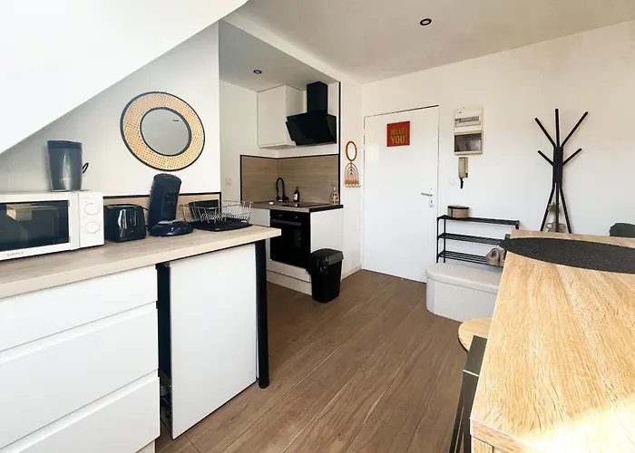 Lumineux Et Rénové - 2 Personnes Appartement *